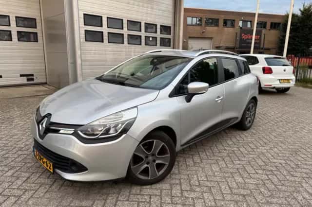 Renault Clio (2015) thumbnail 6