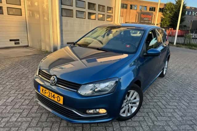 Volkswagen Polo (2015) thumbnail 4