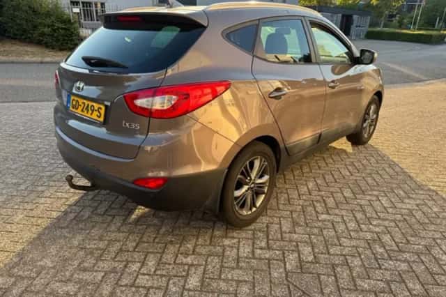 Hyundai ix35 (2015) thumbnail 5