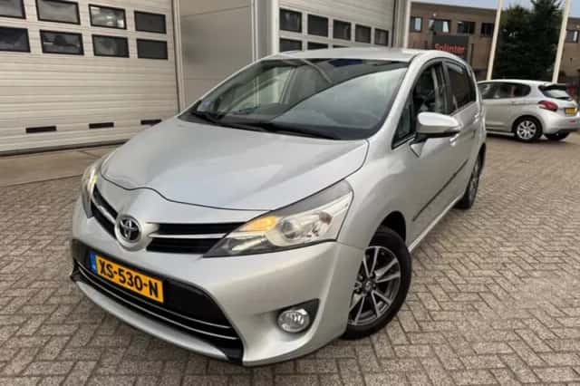 Toyota Verso (2014) thumbnail 4
