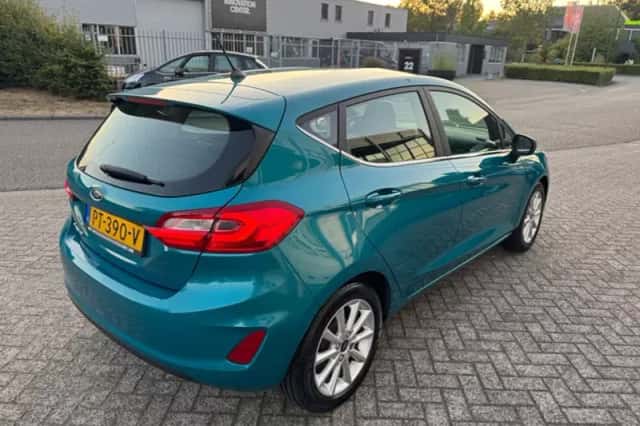 Ford Fiesta (2017) thumbnail 5