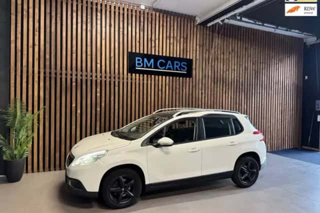 Peugeot 2008 (2014) thumbnail 1