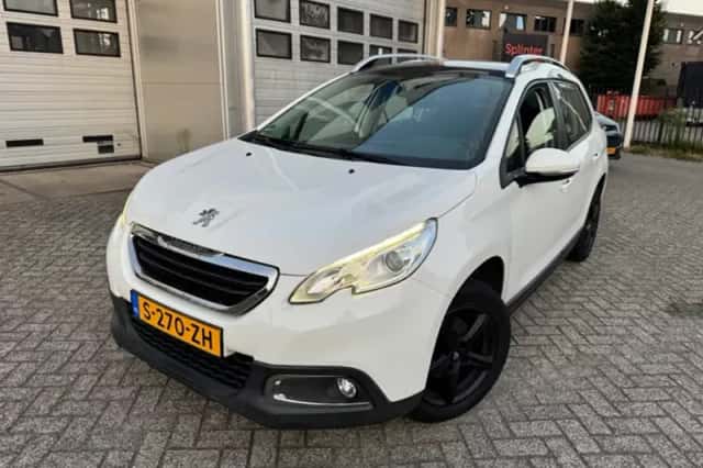 Peugeot 2008 (2014) thumbnail 4