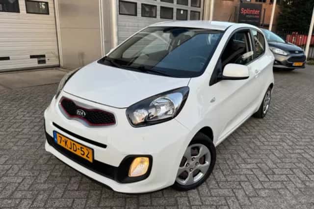 Kia Picanto (2013) thumbnail 4