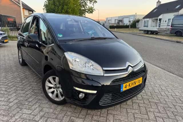 Citroën C4 (2013) thumbnail 2