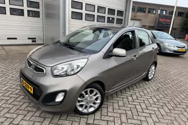 Kia Picanto (2011) thumbnail 6