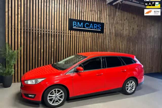 Ford Focus (2018) thumbnail 1