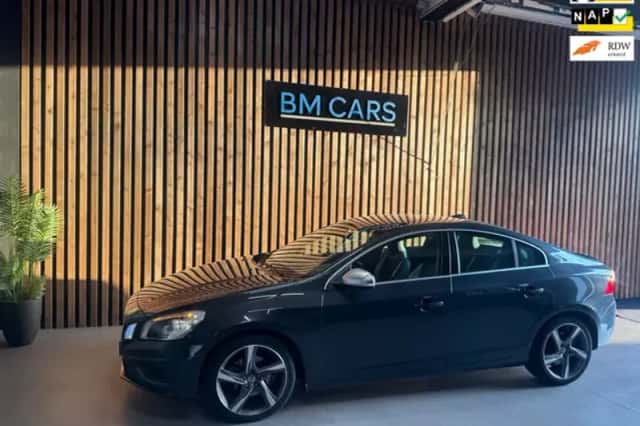 Volvo S60 (2012) thumbnail 1