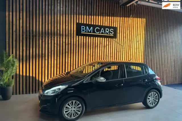 Peugeot 208 (2017) thumbnail 1