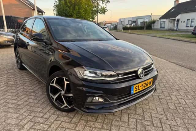 Volkswagen Polo (2018) thumbnail 2