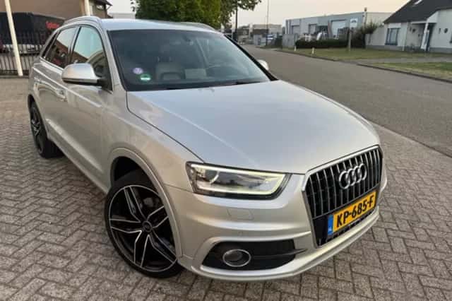 Audi Q3 (2014) thumbnail 2