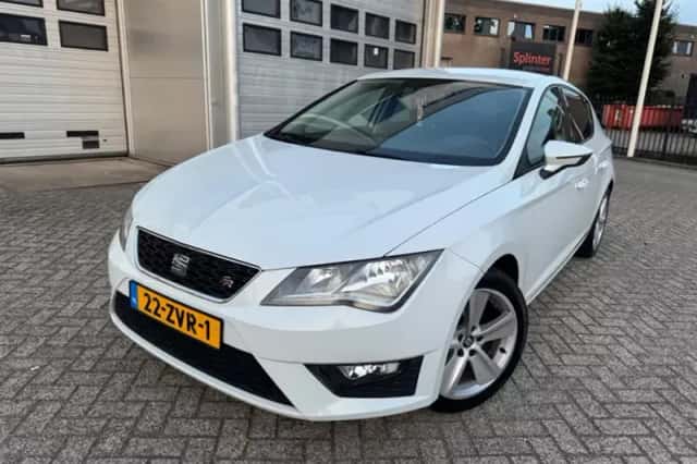 SEAT Leon (2013) thumbnail 4