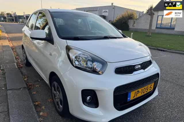 Kia Picanto (2016) thumbnail 1
