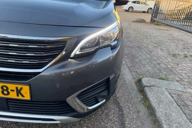 Peugeot 5008 (2019) thumbnail 5
