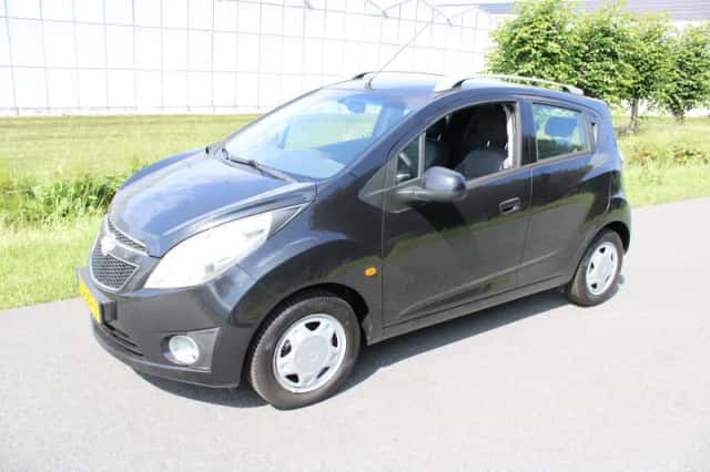 Chevrolet Spark (2010) thumbnail 2