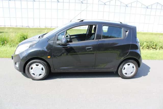 Chevrolet Spark (2010) thumbnail 4