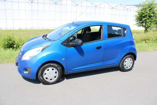Chevrolet Spark (2010) thumbnail 1