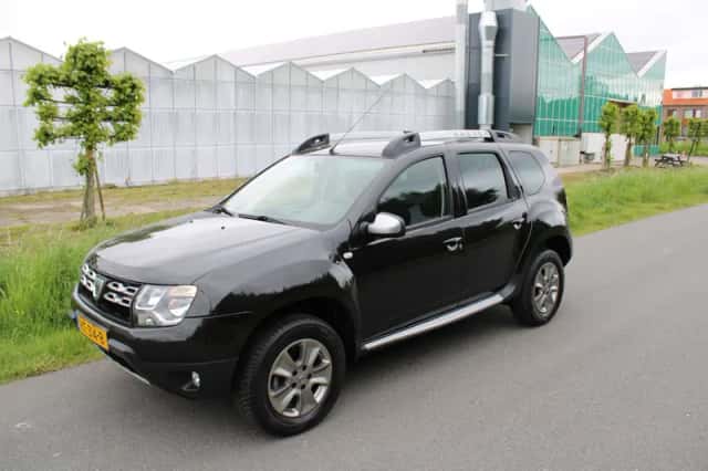 Dacia Duster (2016) thumbnail 4