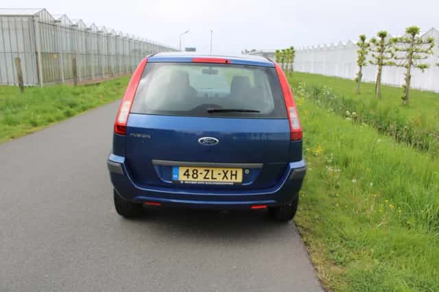 Ford Fusion (2008) thumbnail 6