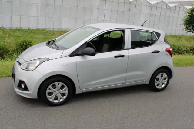 Hyundai i10 (2015) thumbnail 1