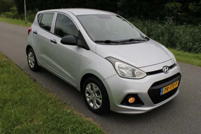 Hyundai i10 (2015) thumbnail 2