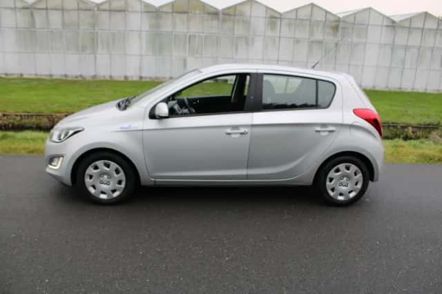 Hyundai i20 (2013) thumbnail 4