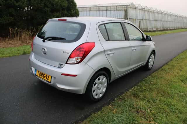 Hyundai i20 (2013) thumbnail 6