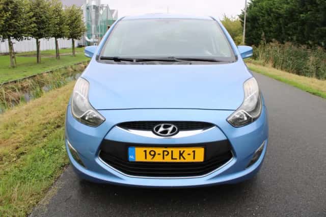 Hyundai ix20 (2011) thumbnail 3