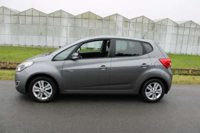 Hyundai ix20 (2012) thumbnail 3