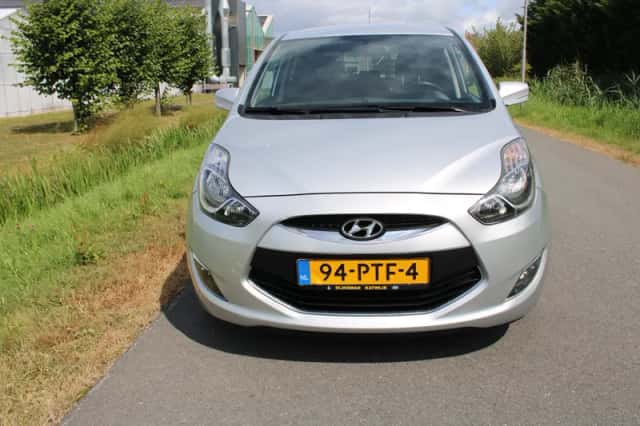 Hyundai ix20 (2011) thumbnail 5