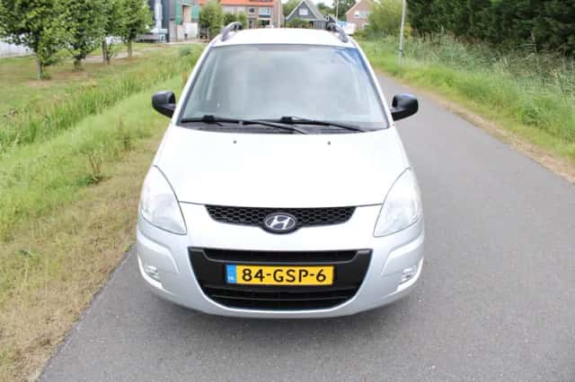 Hyundai Matrix (2008) thumbnail 2