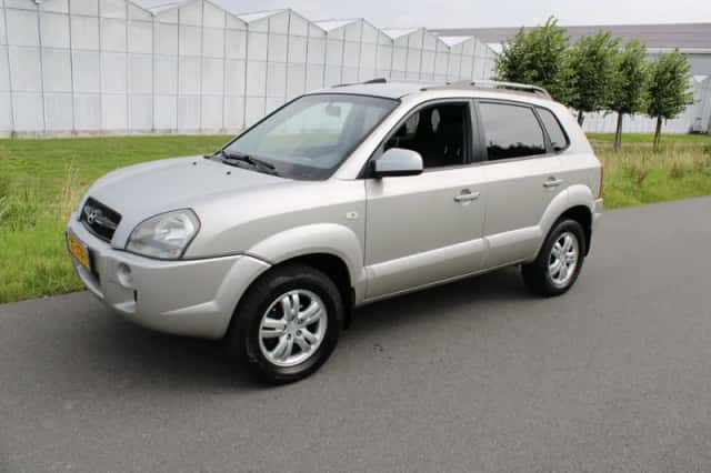 Hyundai Tucson (2009) thumbnail 6