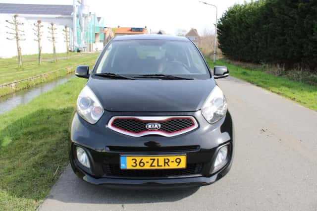 Kia Picanto (2013) thumbnail 2