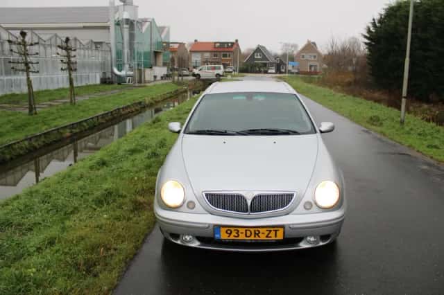 Lancia Lybra SW (1999) thumbnail 4