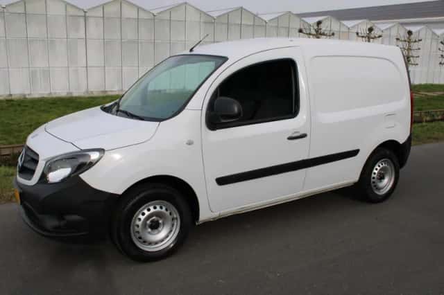 Mercedes-Benz Citan (2018) thumbnail 1