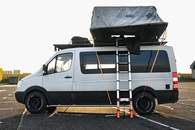 Mercedes-Benz Sprinter (2008) thumbnail 2