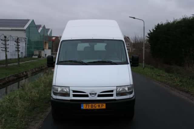 Nissan Interstar (2002) thumbnail 3