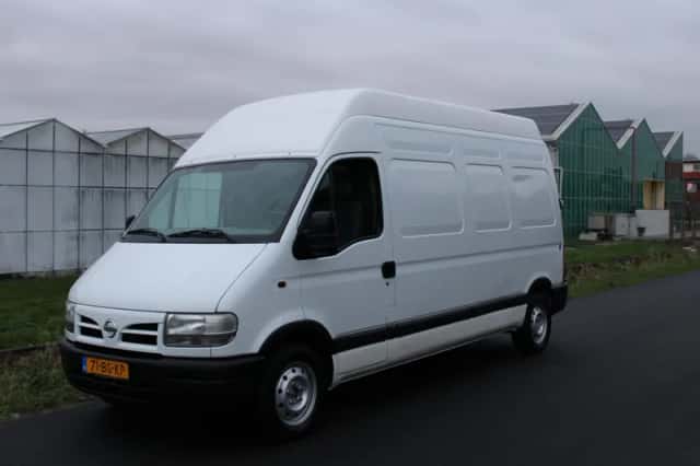 Nissan Interstar (2002) thumbnail 4