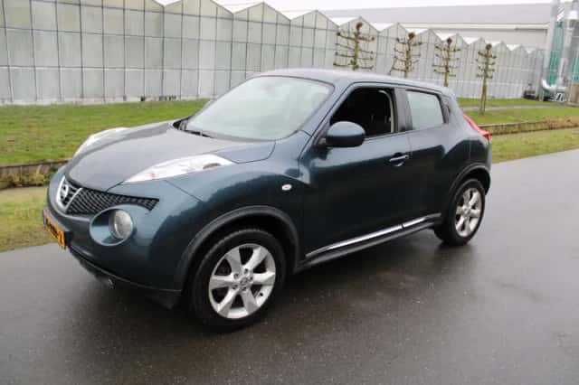 Nissan Juke (2011) thumbnail 2