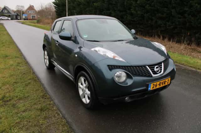 Nissan Juke (2011) thumbnail 4