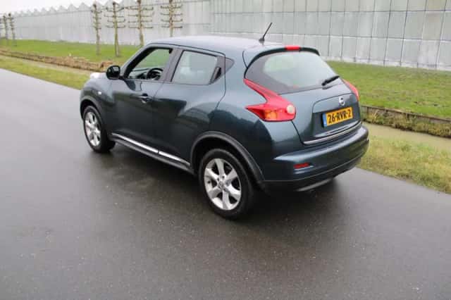 Nissan Juke (2011) thumbnail 6