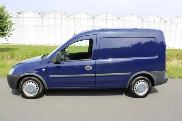 Opel Combo (2011) thumbnail 1