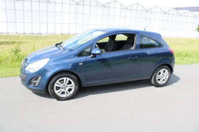 Opel Corsa (2013) thumbnail 1