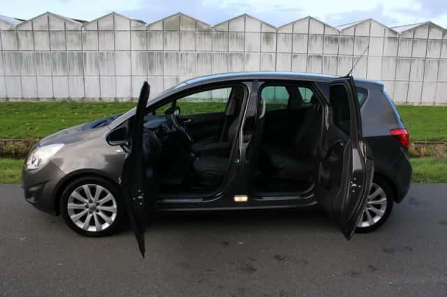 Opel Meriva (2012) thumbnail 2