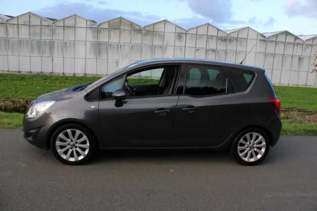 Opel Meriva (2012) thumbnail 3