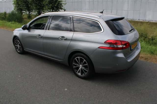 Peugeot 308 (2015) thumbnail 5