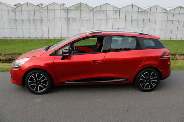 Renault Clio (2015) thumbnail 5