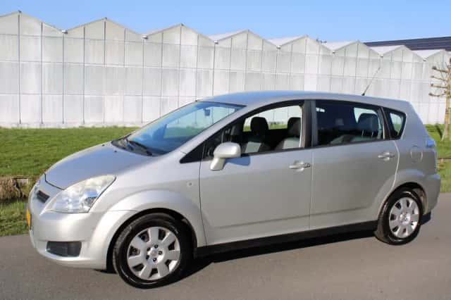 Toyota Verso (2007) thumbnail 1