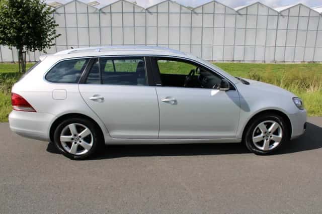 Volkswagen Golf (2012) thumbnail 5