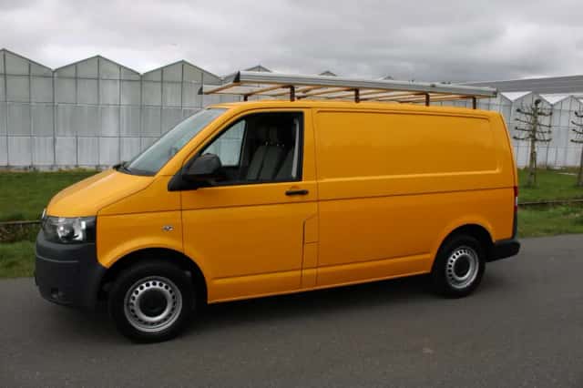 Volkswagen Transporter (2013) thumbnail 1